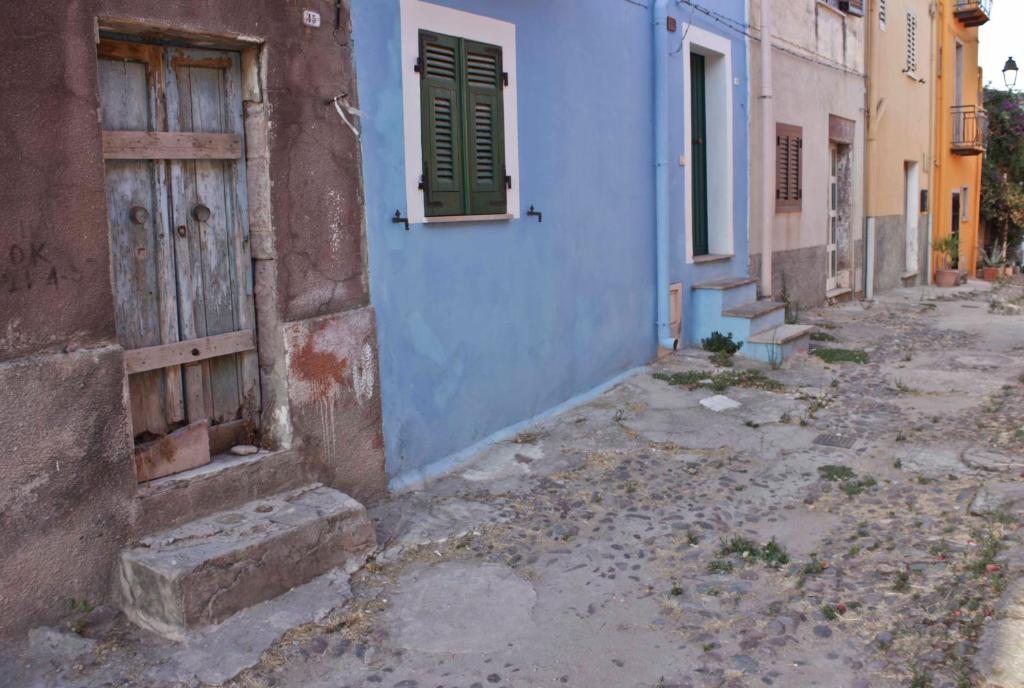 Bosa Guest House Exterior foto